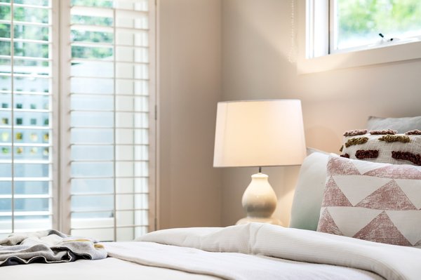 Découvrez les meilleures lampes de chevet champignon modernes