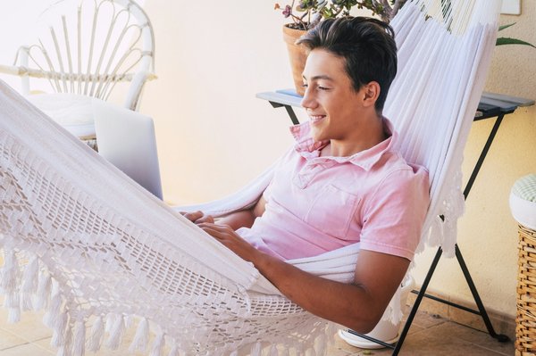 Support hamac : sélectionnez le meilleur pour votre détente